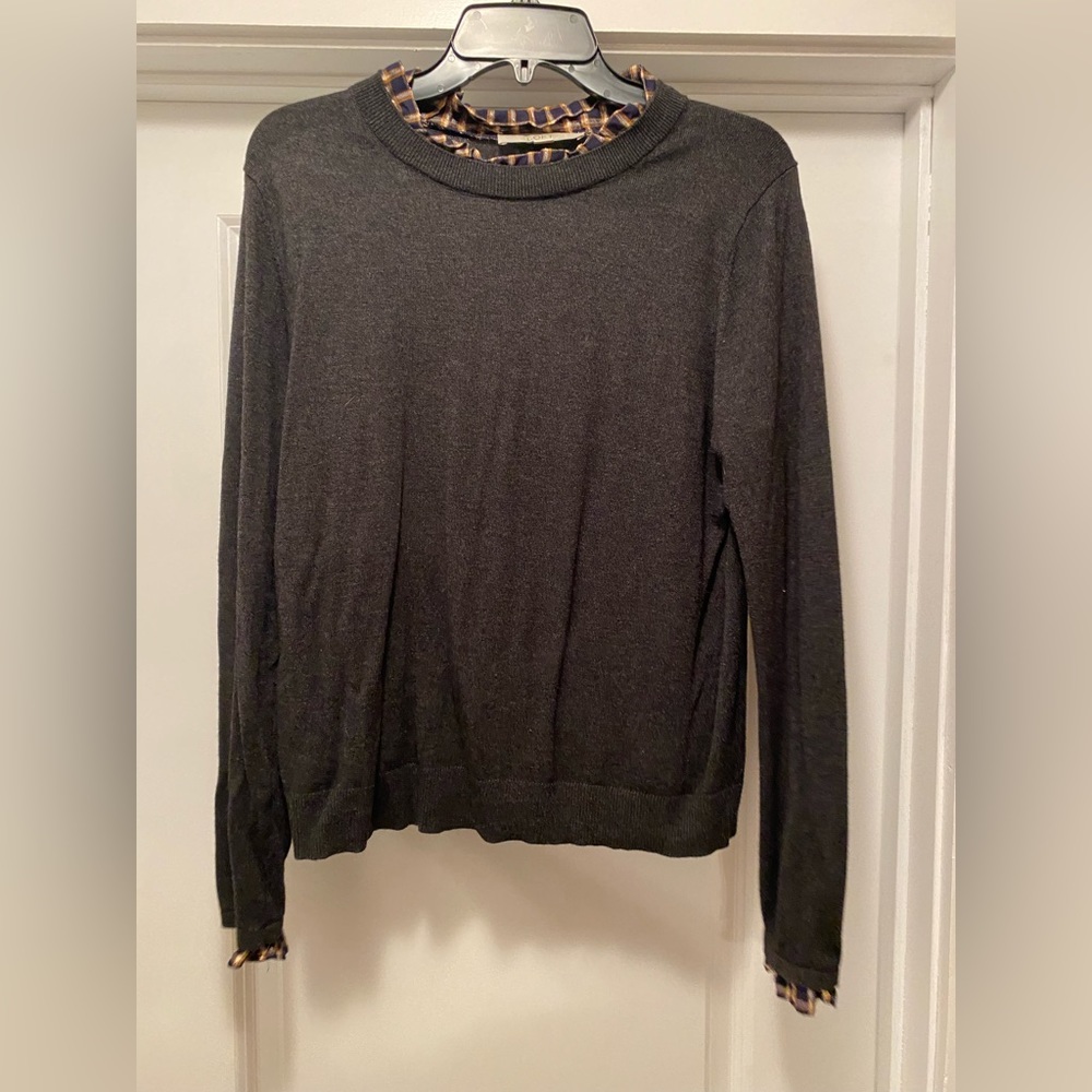 LOFT GRAY SWEATER WITH BLUE and GOLD RUFFLE TRIM, M